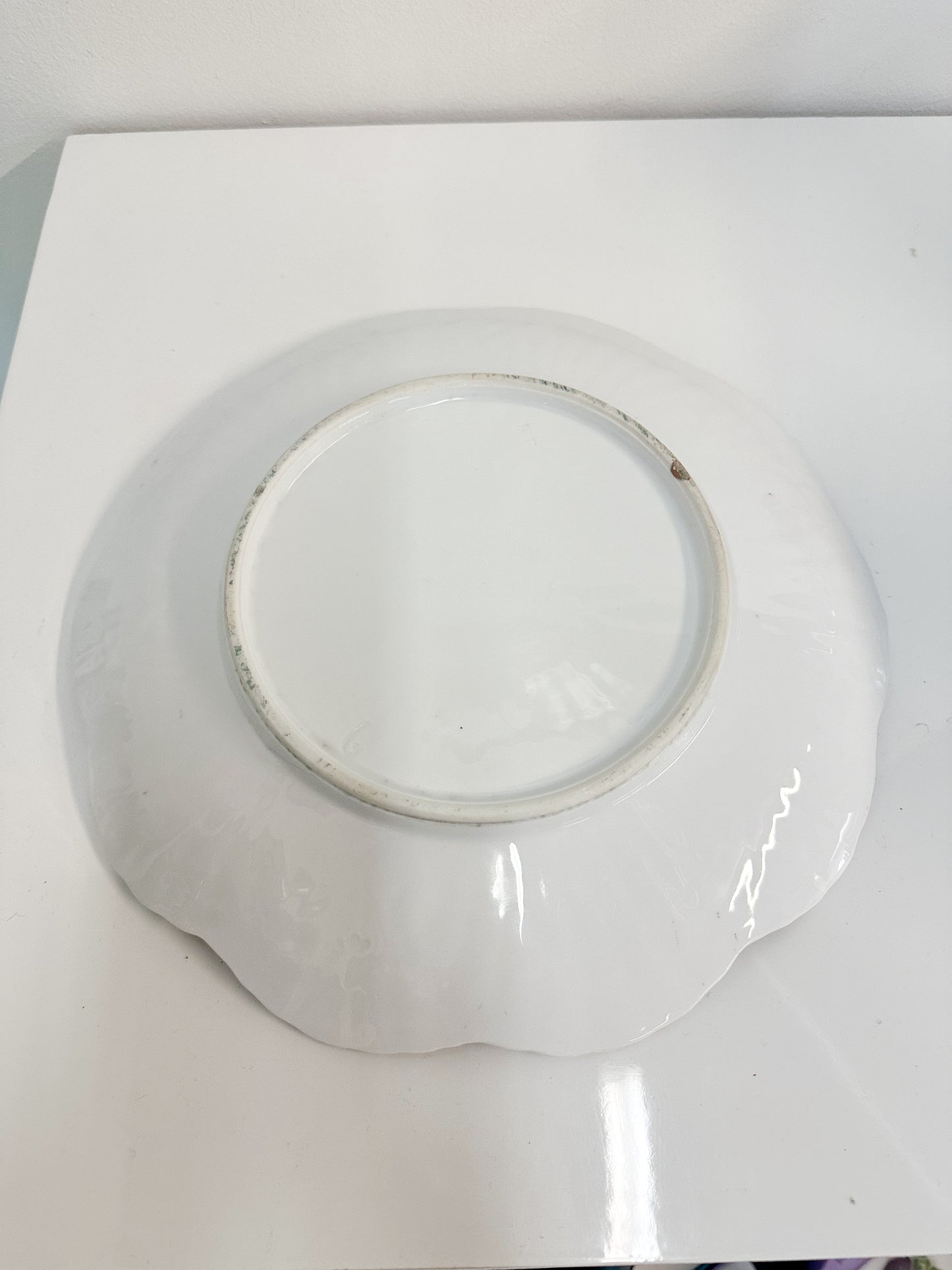 Vintage Pink & White Scallop Plate