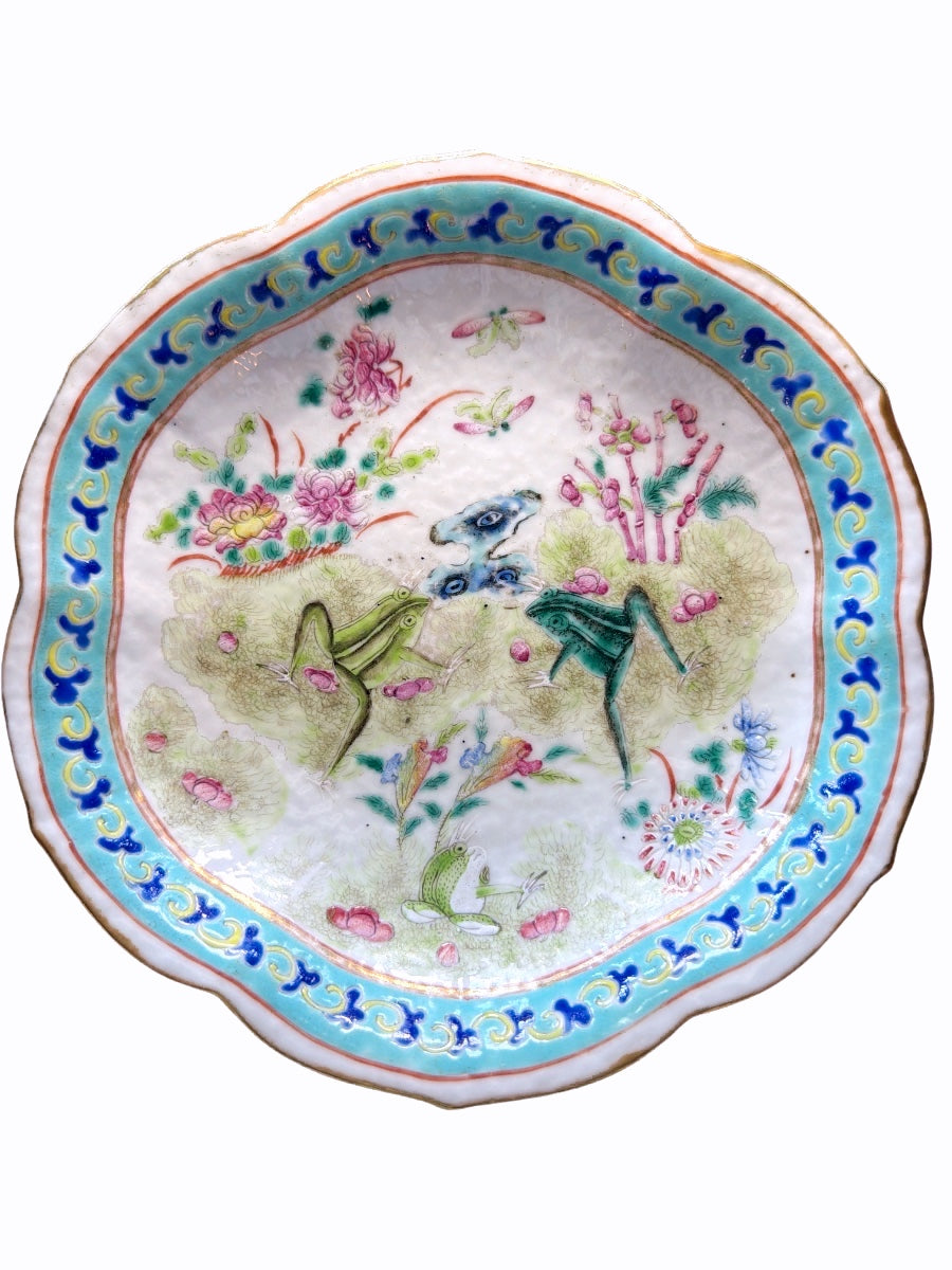 19thC Chinese Famille Rose Porcelain Dish with Frog & Lotus