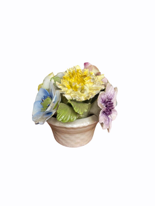 Vintage Radnor Bone China Floral Bouquet Posy Pot Figurine as found