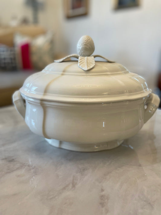 Rare Villeroy & Boch Manoir Large Tureen with Lid